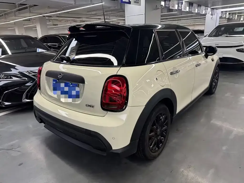 MINI Cooper (3-door) 2021 из CN, фото 4