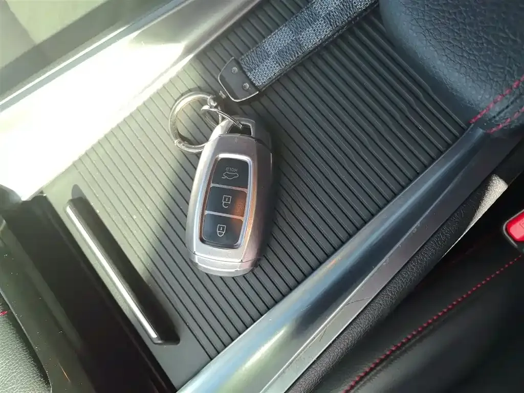 Hyundai Fista 2023 из CN, фото 3