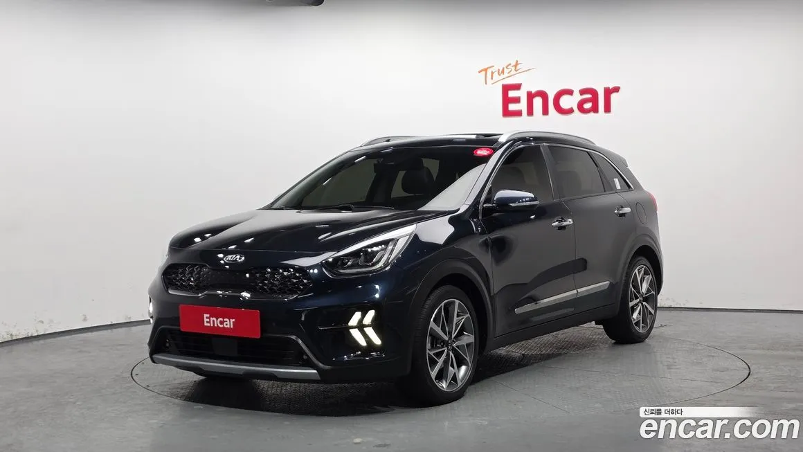 Kia Niro — фото 1