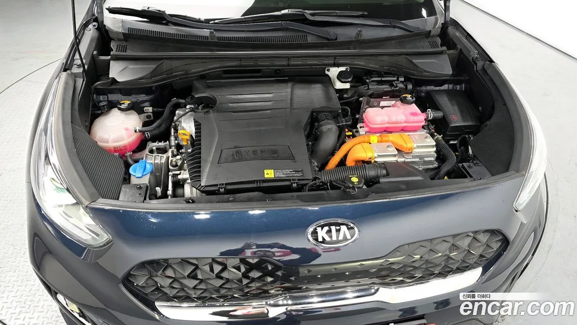 Kia Niro — фото 8