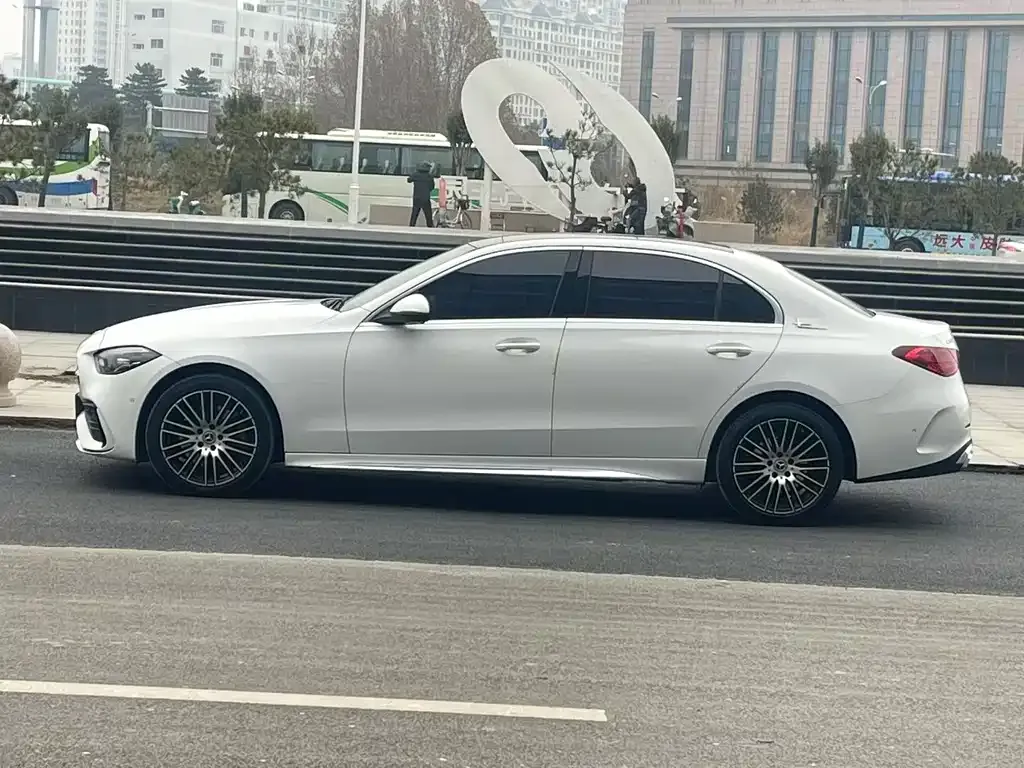 Mercedes-Benz C-Class 2024 из CN, фото 8