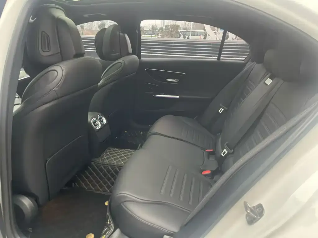 Mercedes-Benz C-Class 2024 из CN, фото 9