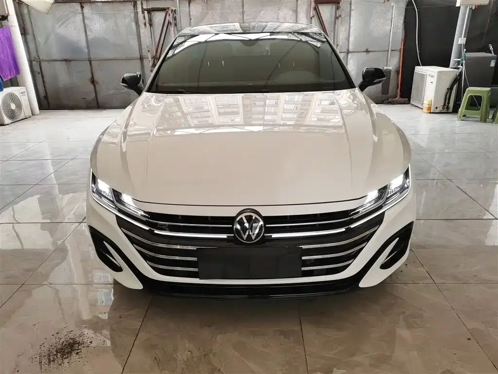 Volkswagen CC 2024 из CN, фото 4
