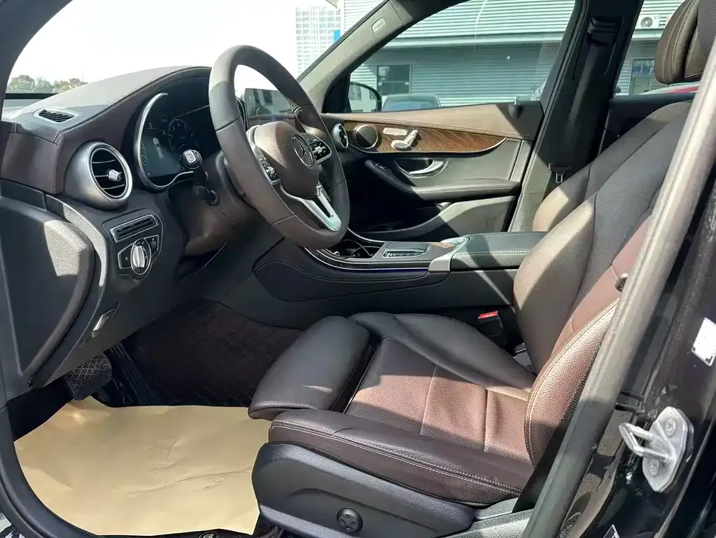 Mercedes-Benz GLC 2021 из CN, фото 3
