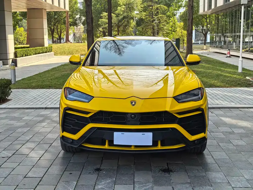 Lamborghini Urus 2023 из CN, фото 7