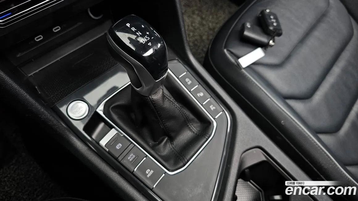 Volkswagen Tiguan — фото 8