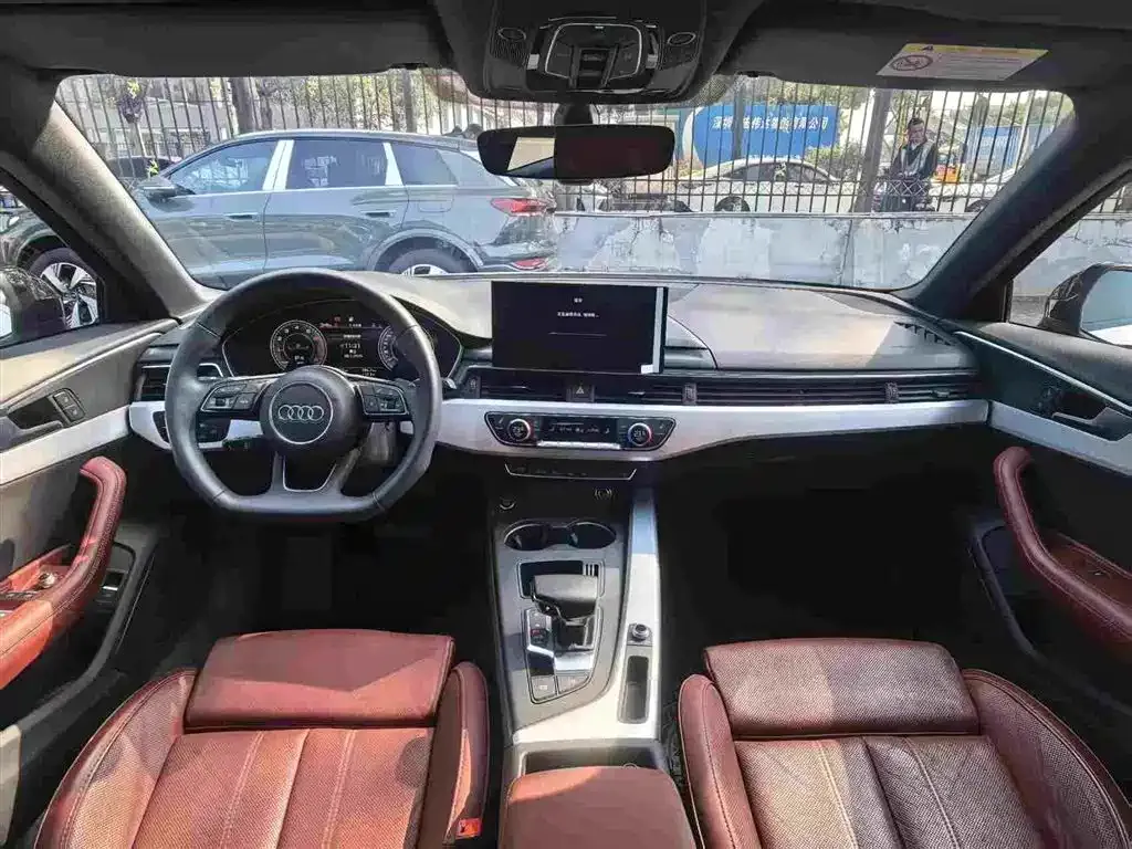 Audi A4L 2023 из CN, фото 7