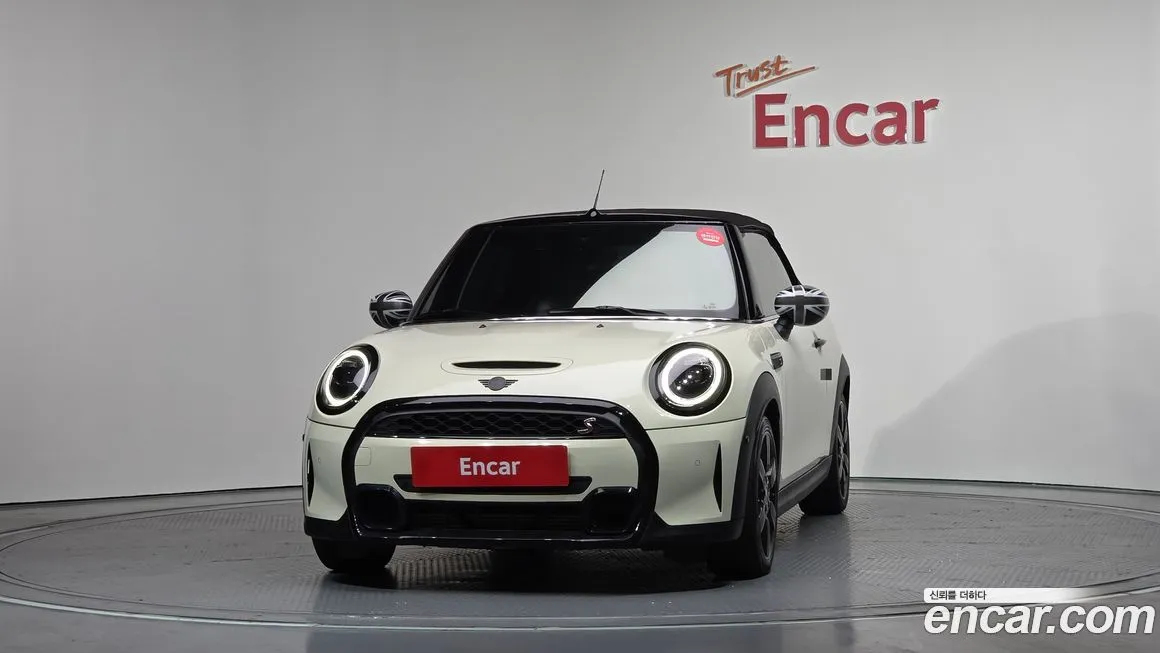 Mini Cooper Convertible 2023 из KR, фото 6