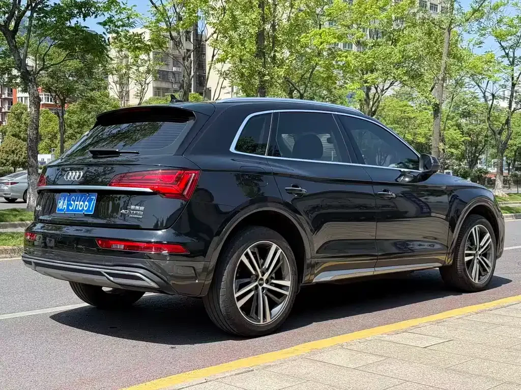 Audi Q5L 2022 из CN, фото 7