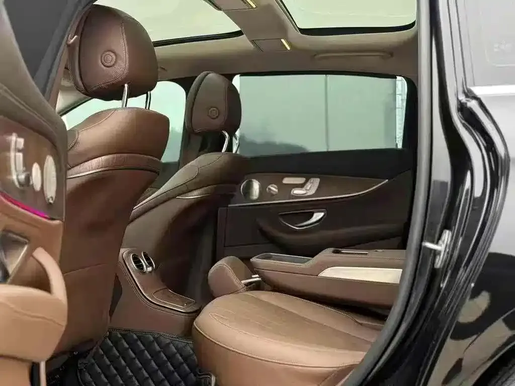 Mercedes-Benz E-Class 2022 из CN, фото 7