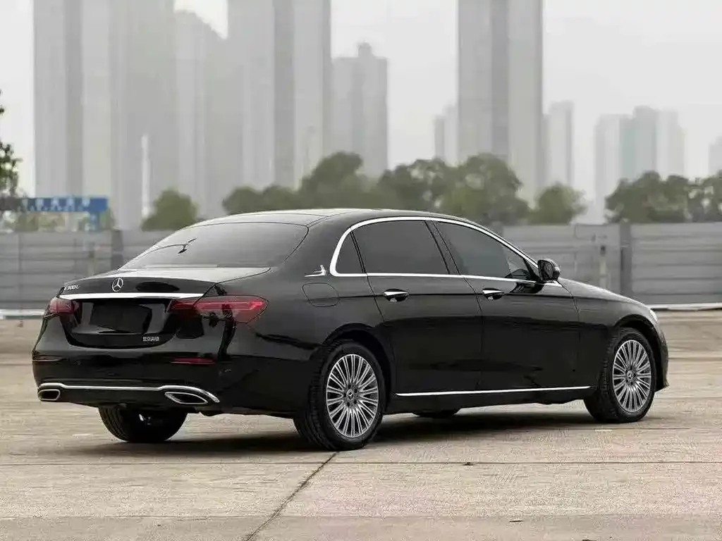 Mercedes-Benz E-Class 2022 из CN, фото 2