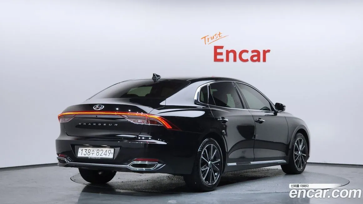 Hyundai Grandeur 2021 из KR, фото 5