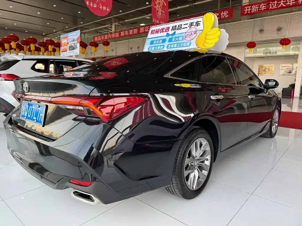 Toyota Avalon 2021 из CN, фото 9