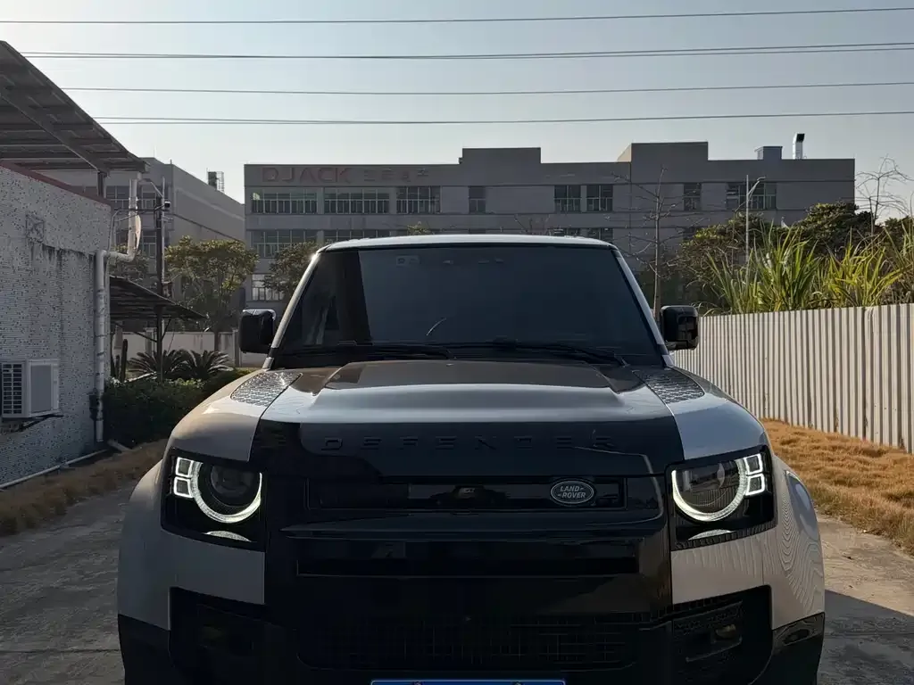 Land Rover Defender 2023 из CN, фото 1