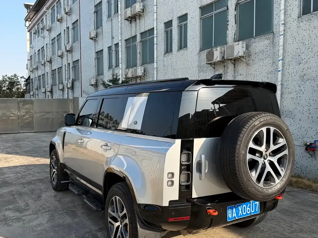 Land Rover Defender 2023 из CN, фото 7