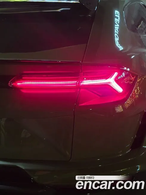 Lamborghini Urus 2025 из KR, фото 4