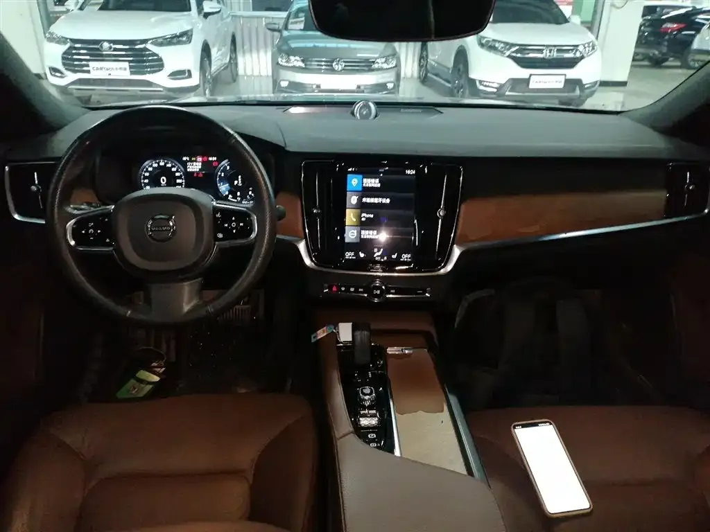 Volvo S90 2021 из CN, фото 8