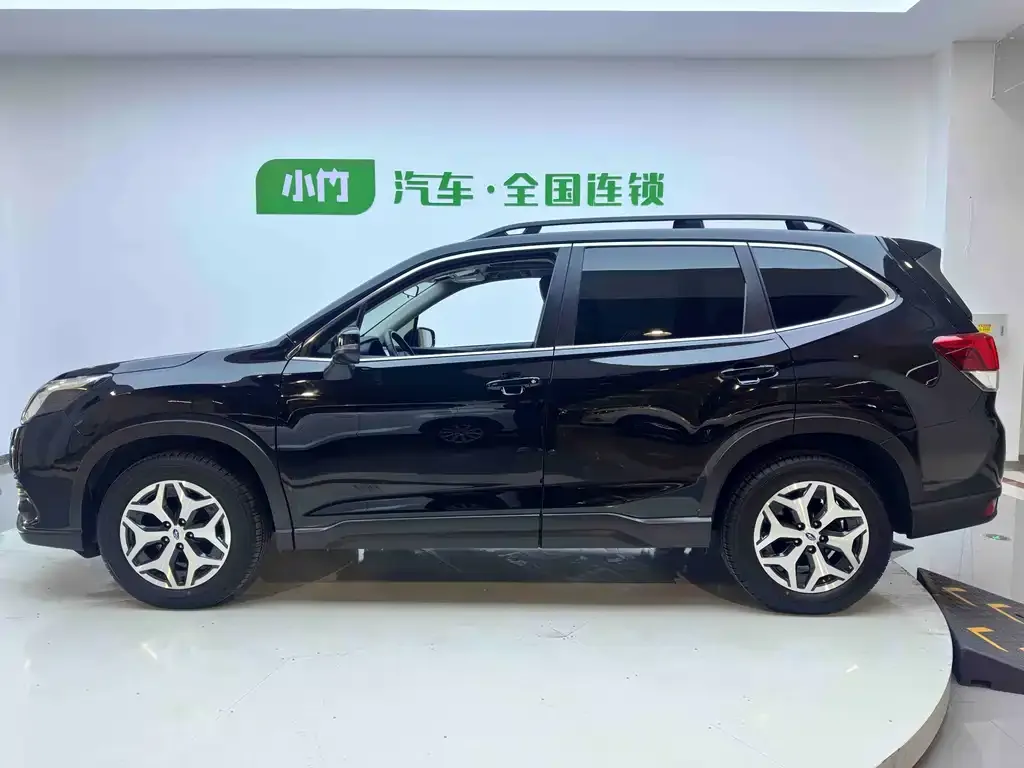 Subaru Forester 2023 из CN, фото 5