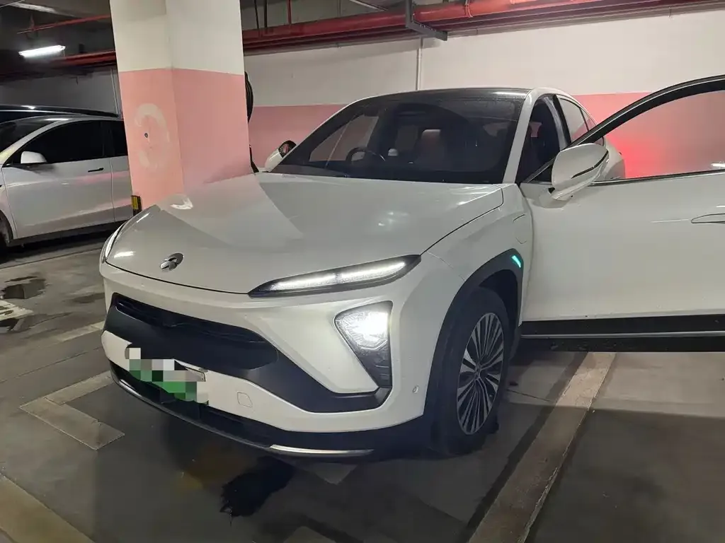 NIO EC6 — фото 1
