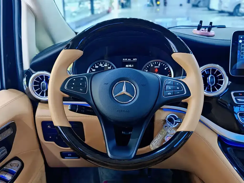 Mercedes-Benz Vito 2022 из CN, фото 8