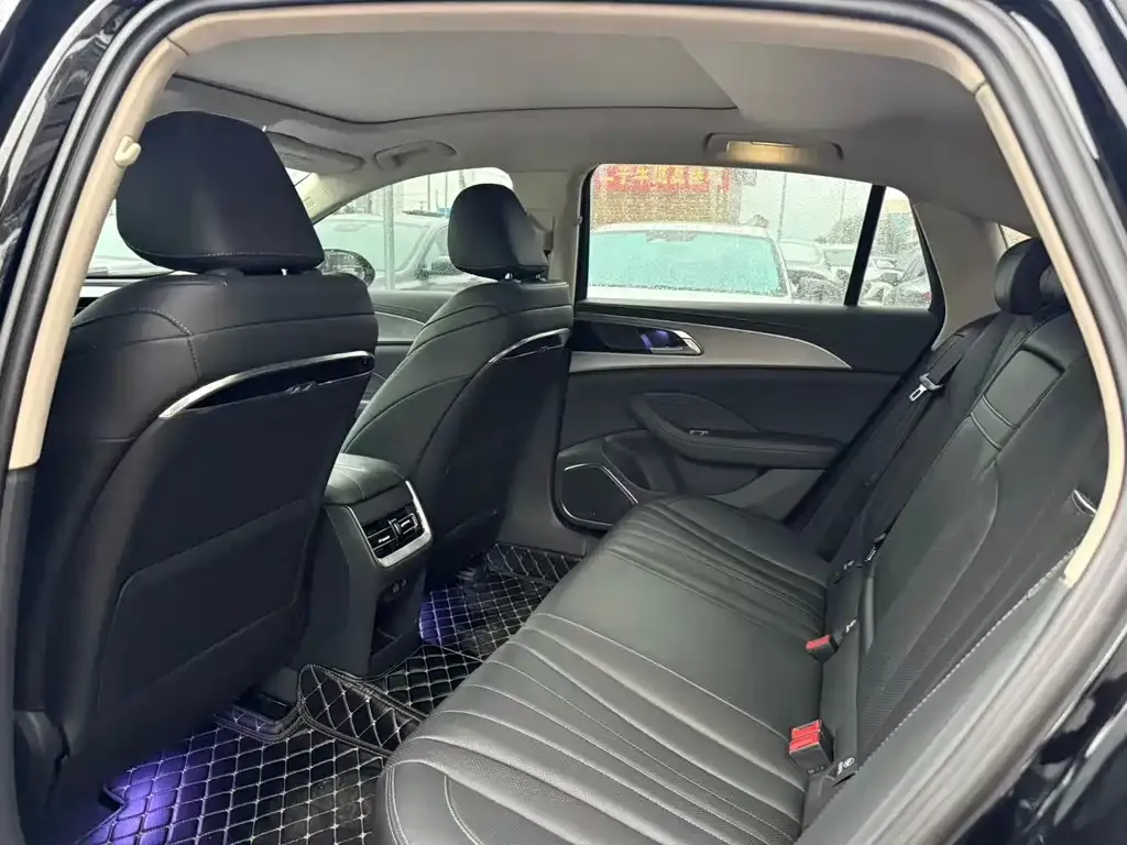 Hongqi H5 2022 из CN, фото 2