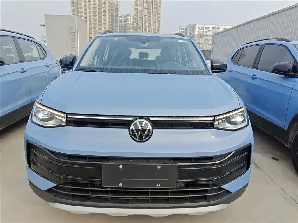 Volkswagen Tharu 2024 из CN, фото 10