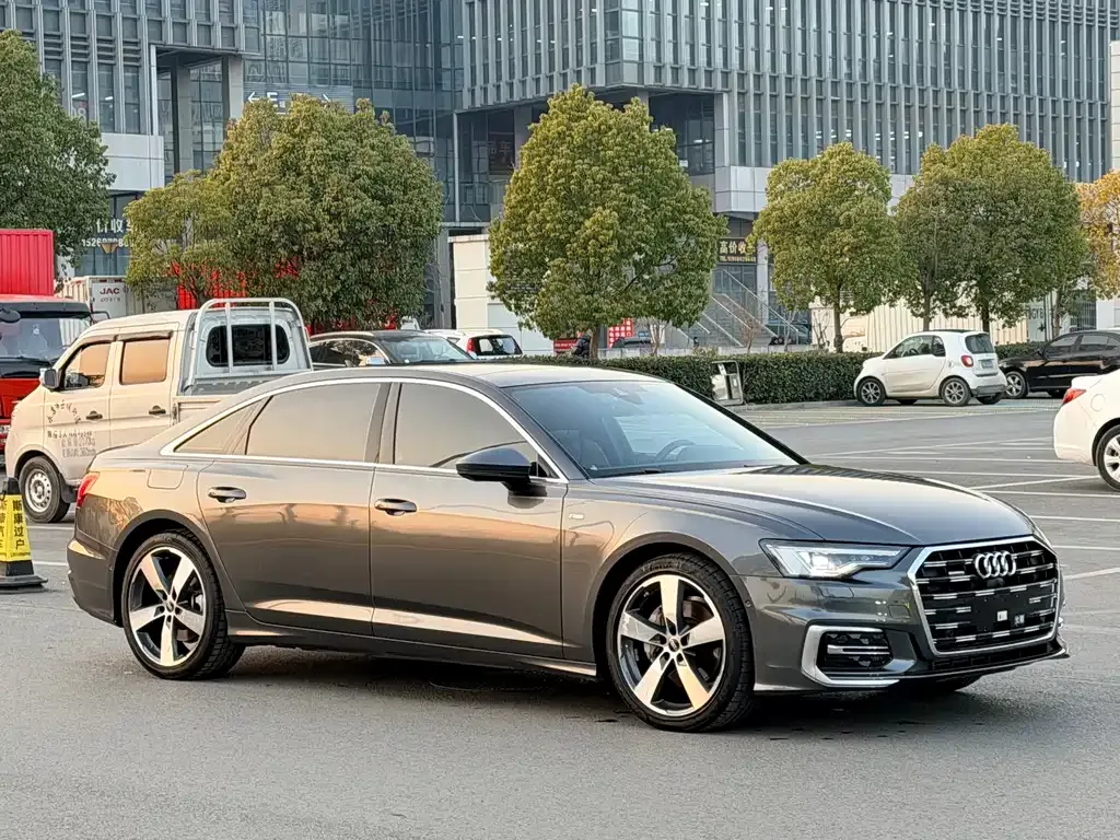 Audi A6L 2022 из CN, фото 5