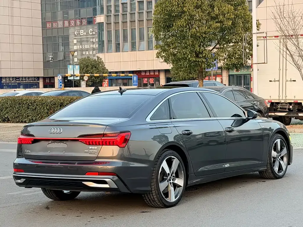 Audi A6L 2022 из CN, фото 9