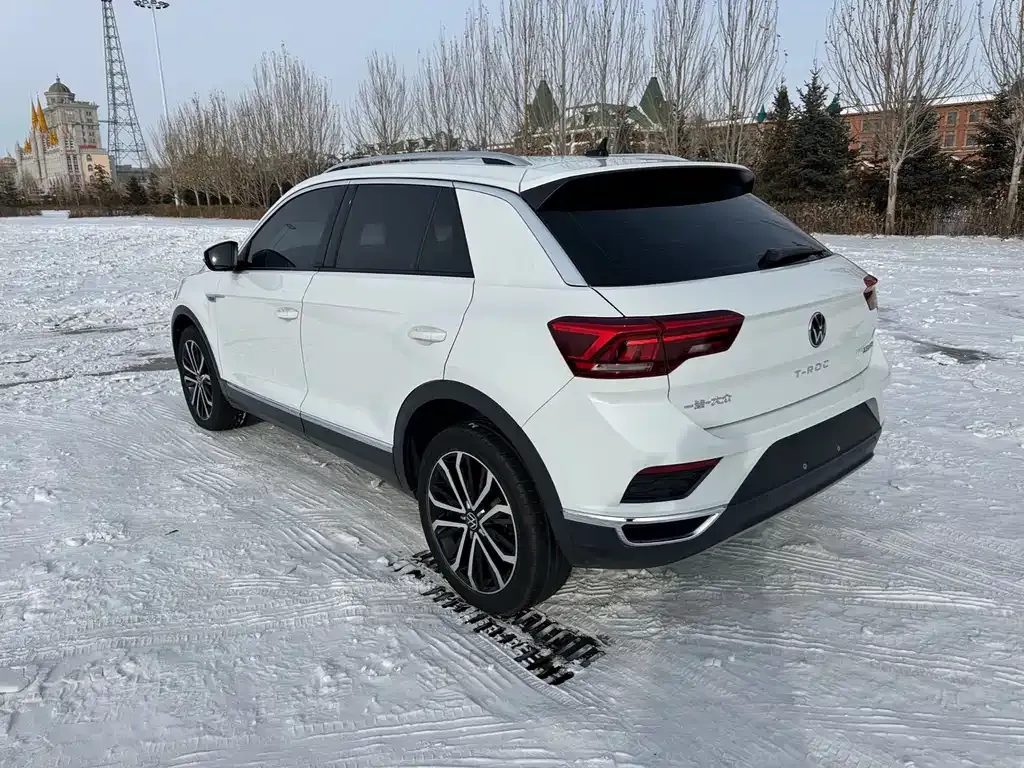 Volkswagen T-Roc 2023 из CN, фото 7