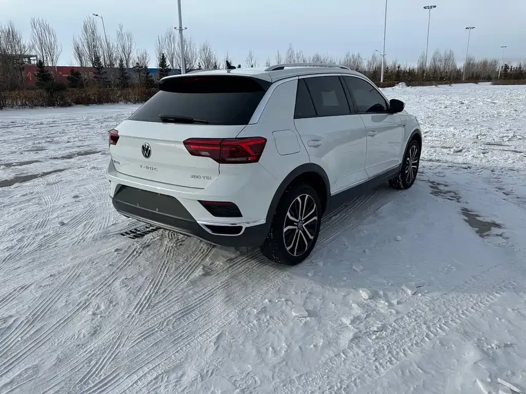 Volkswagen T-Roc 2023 из CN, фото 9