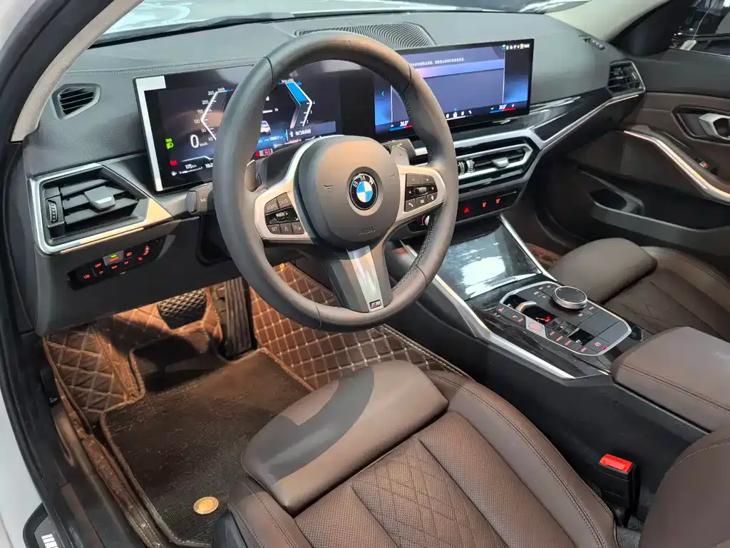 BMW 3 Series 2024 из CN, фото 8