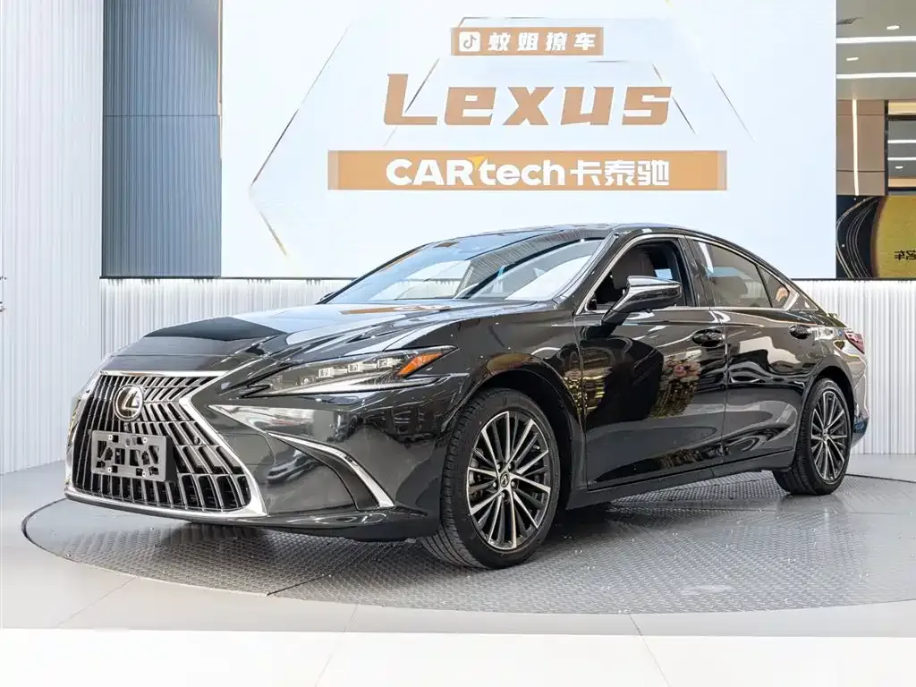 Lexus ES 2024 из CN, фото 1