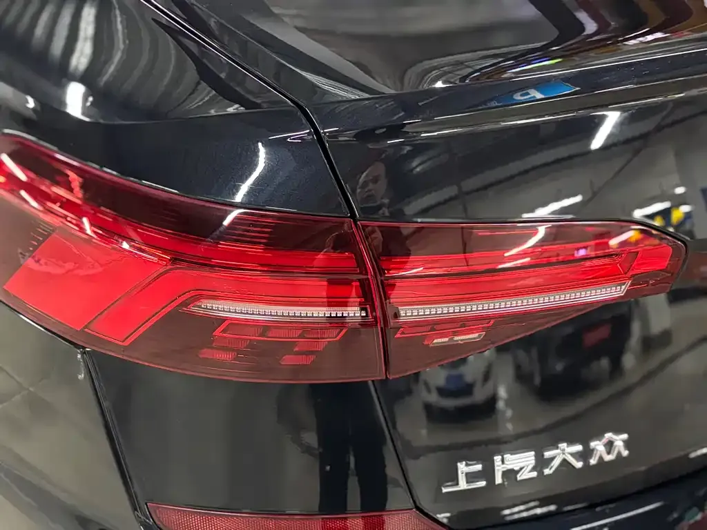 Volkswagen Passat 2021 из CN, фото 7
