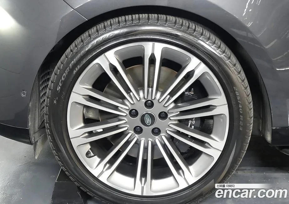 Land Rover Range Rover 2023 из KR, фото 3