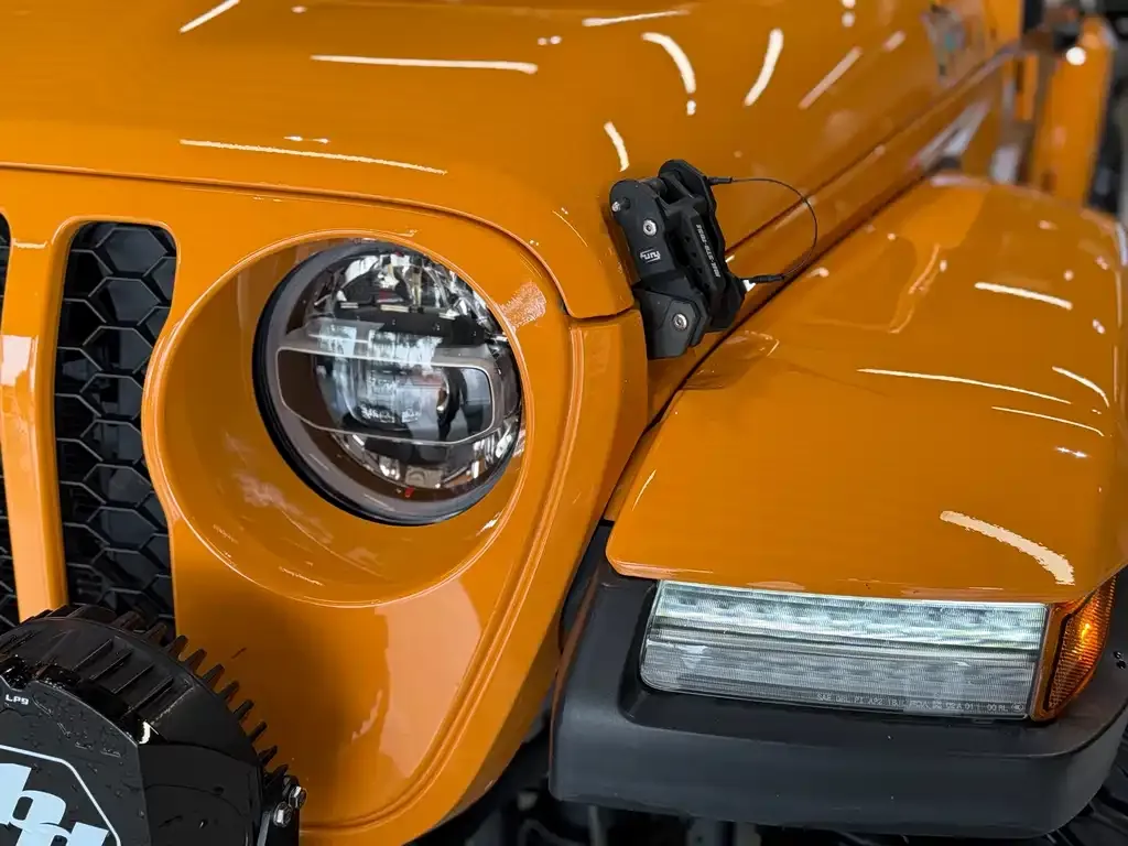 Jeep Wrangler PHEV 2021 из CN, фото 3