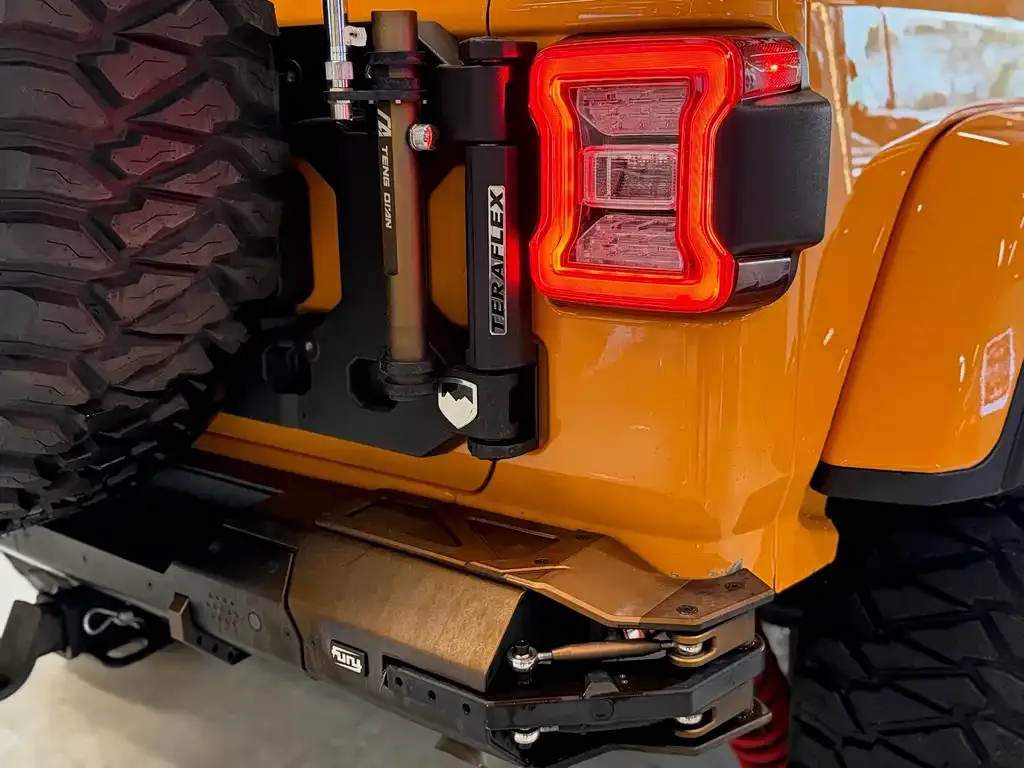 Jeep Wrangler PHEV 2021 из CN, фото 2