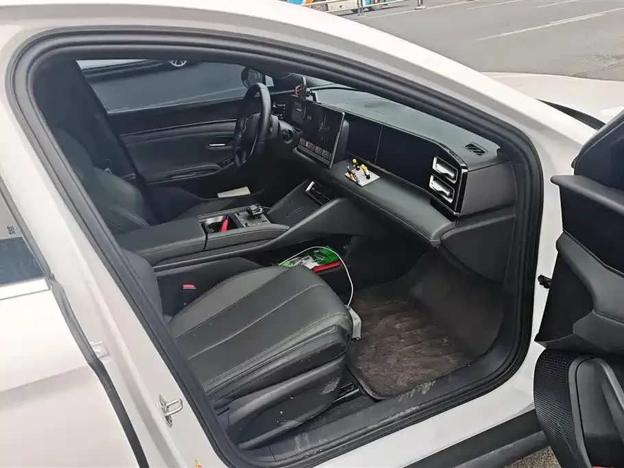 BYD Qin L 2025 из CN, фото 10