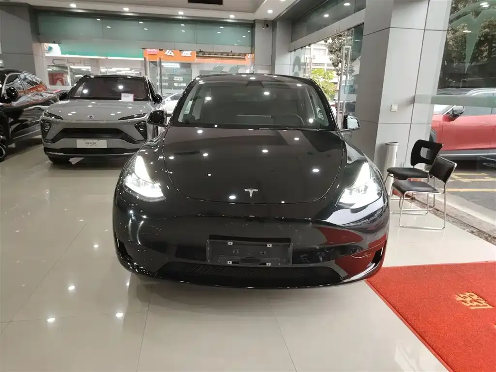 Tesla Model Y 2022 из CN, фото 10