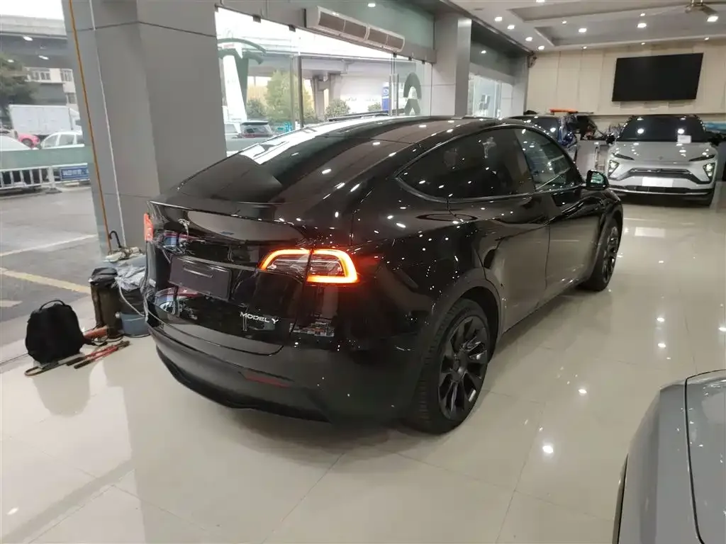 Tesla Model Y 2022 из CN, фото 3