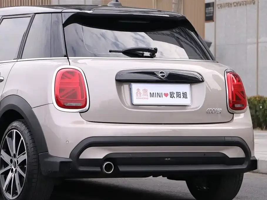 MINI Cooper (3-door) 2023 из CN, фото 5