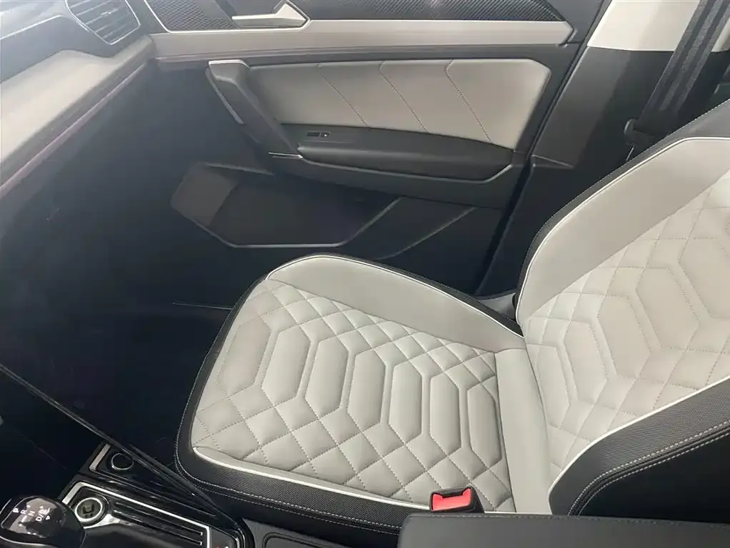 Volkswagen Tayron 2022 из CN, фото 7