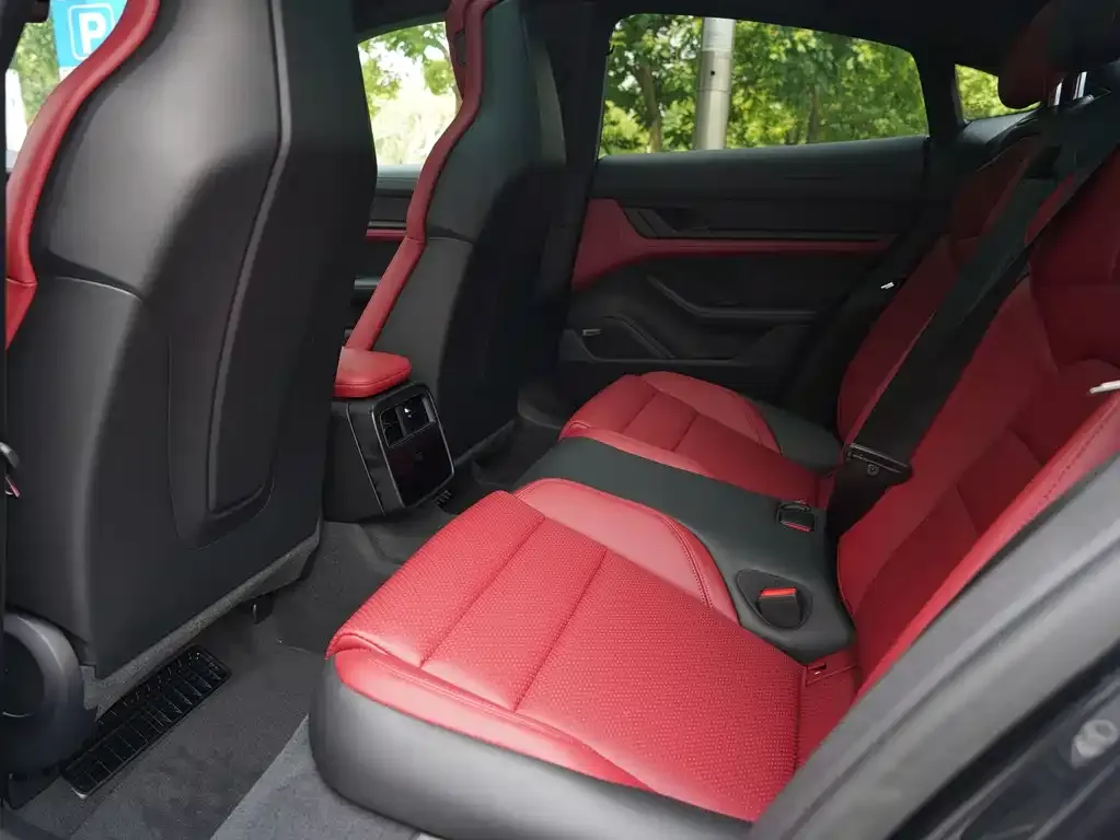 Porsche Taycan 2025 из CN, фото 10