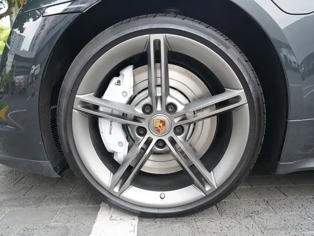 Porsche Taycan 2025 из CN, фото 2