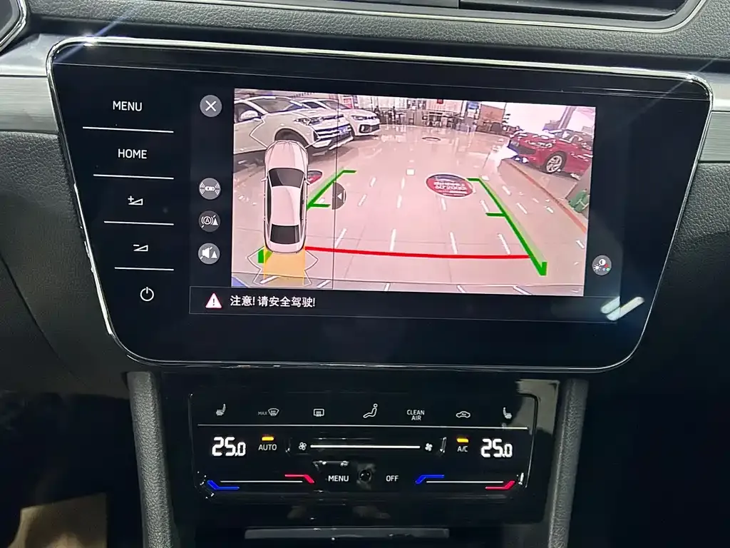 Skoda Superb 2024 из CN, фото 3