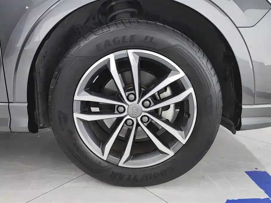 Audi Q3 2021 из CN, фото 5