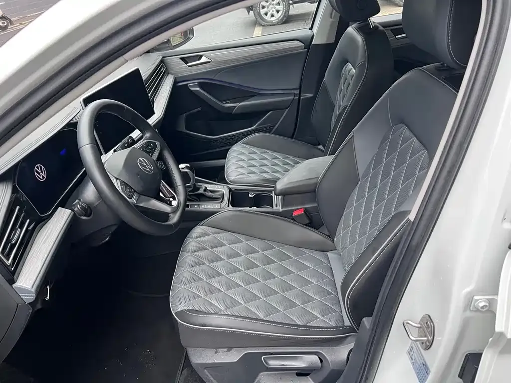 Volkswagen Sagitar 2023 из CN, фото 6
