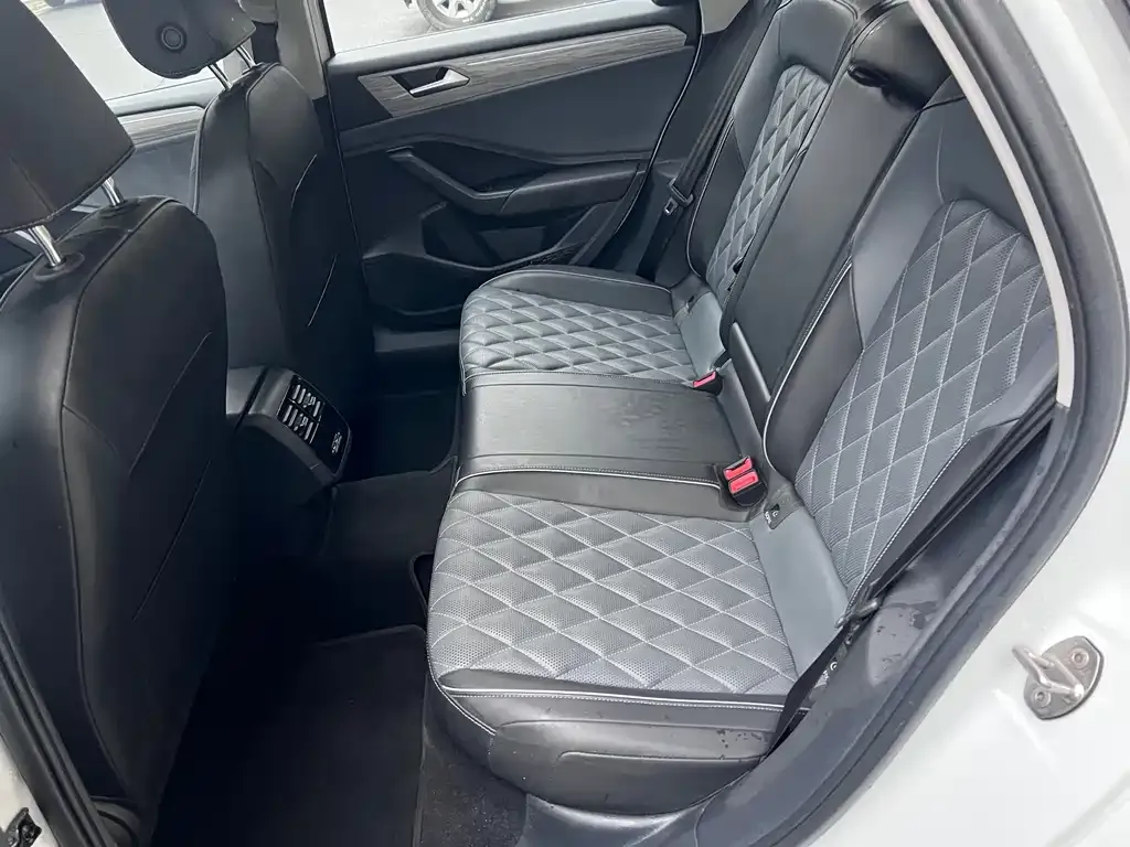 Volkswagen Sagitar 2023 из CN, фото 7