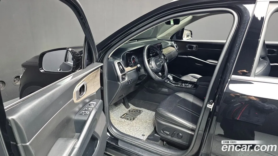 Kia Sorento — фото 10