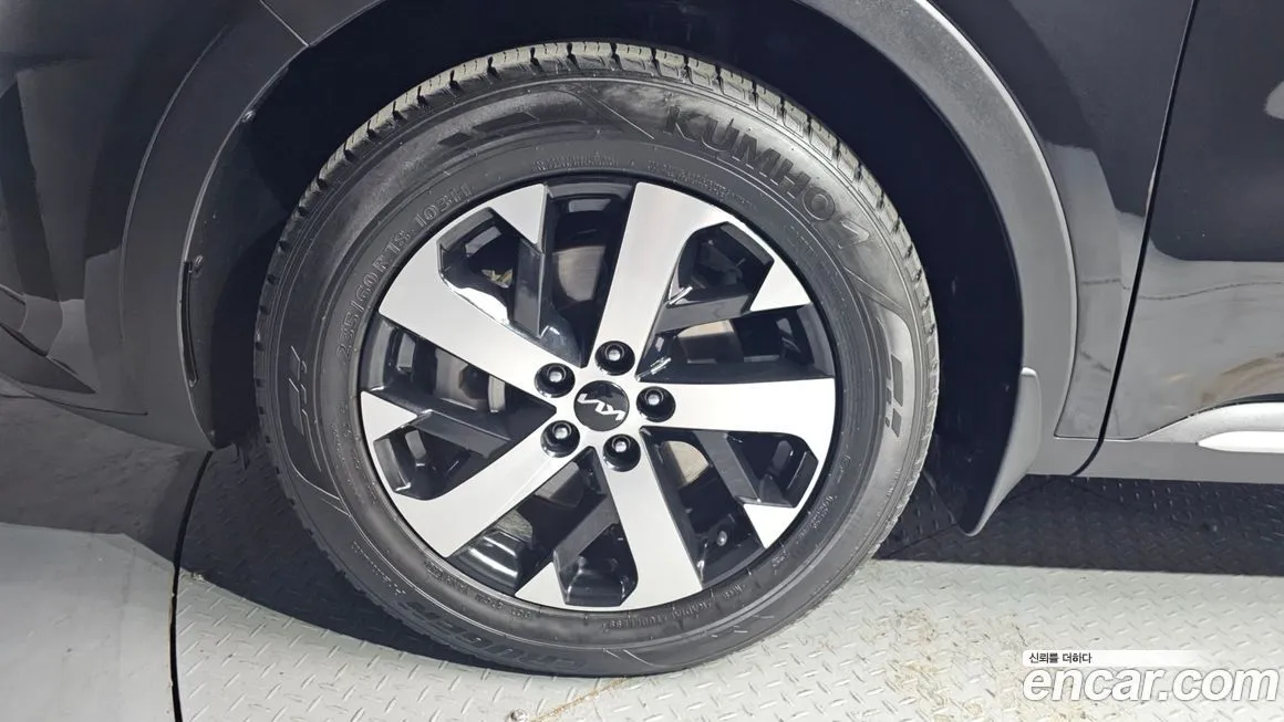 Kia Sorento — фото 7