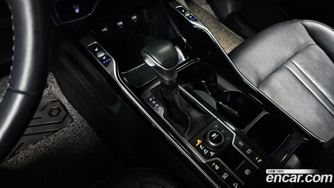 Kia Sorento — фото 4